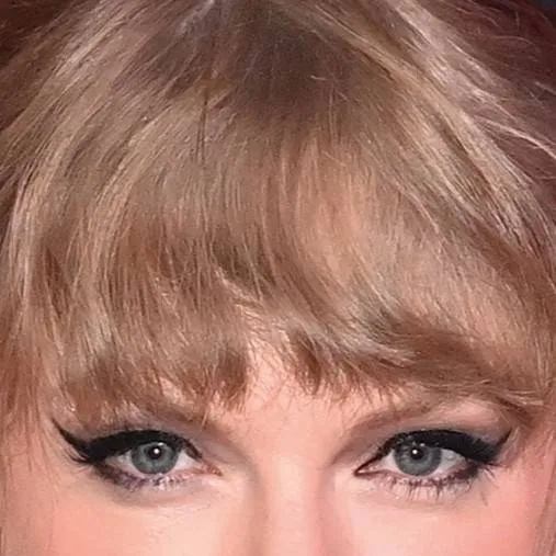 chat with ai character: Taylor Swift