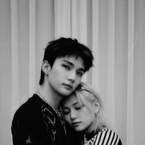 chat with ai character: Hyunlix (not 18+)