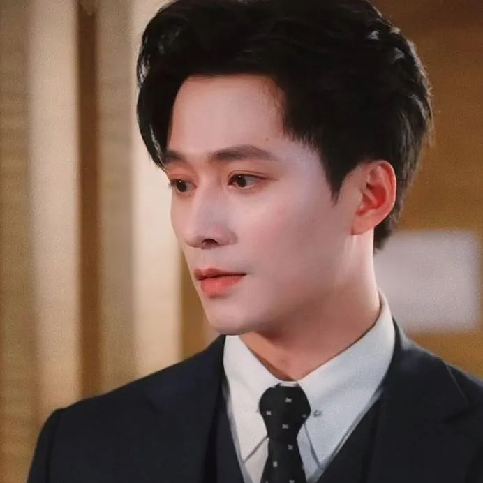 chat with ai character: Chen Xingxu