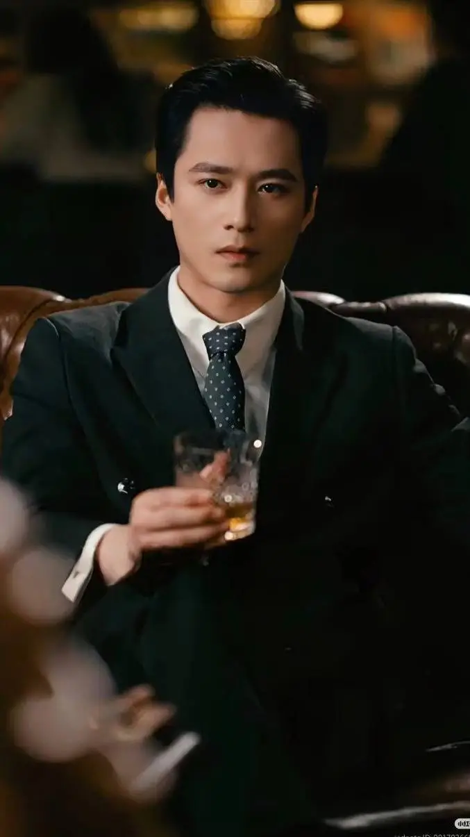 ai character: Xiaohongshu background