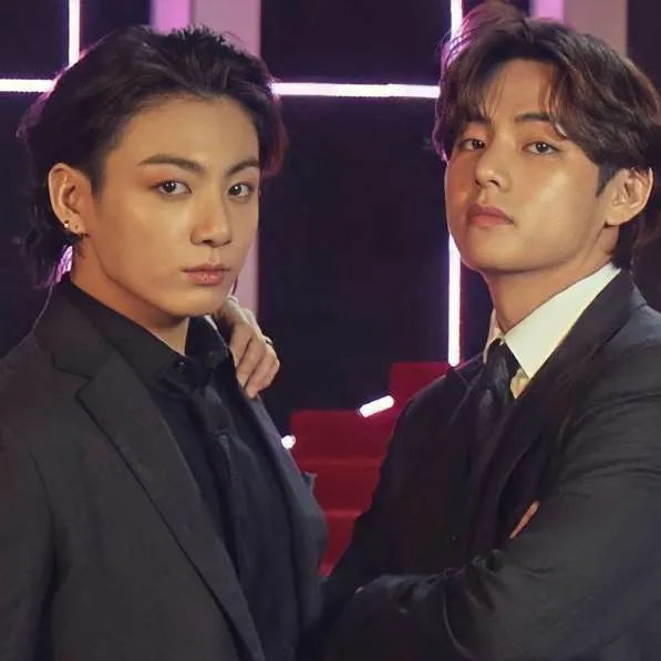 chat with ai character: taehyung jungkook 