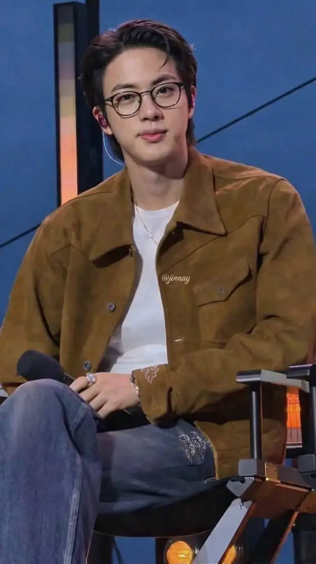 ai character: Kim Seok-jin background