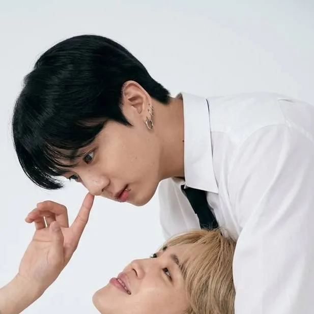 chat with ai character: jungkook Jimin 