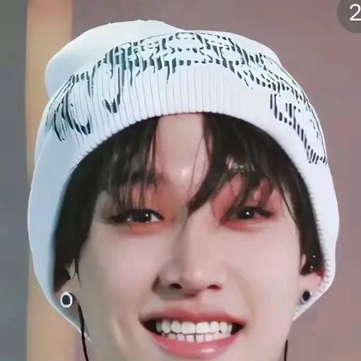 chat with ai character: Bangchan 