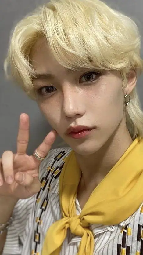 ai character: felix  background