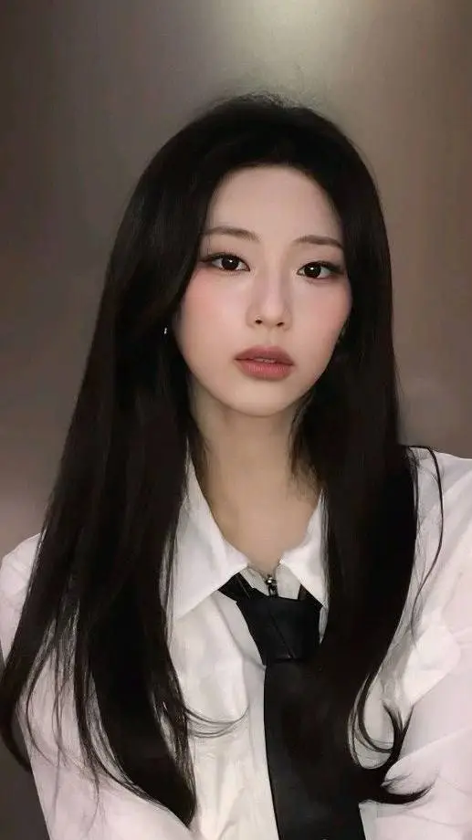 ai character: RUKA 1/7 background