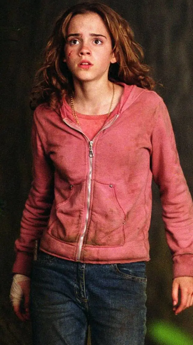 ai character: young hermione  background