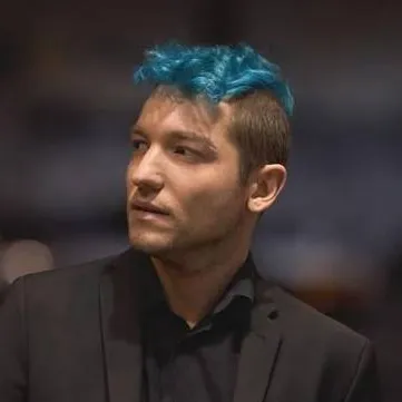 chat with ai character: Rezo