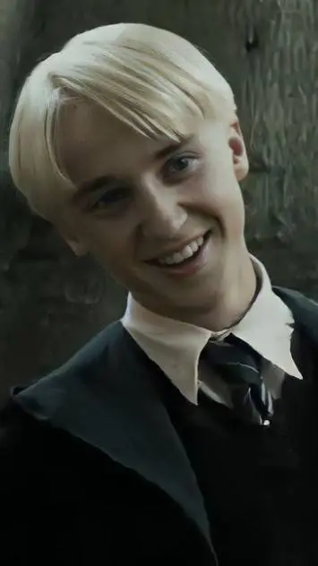 ai character: Draco Malfoy background