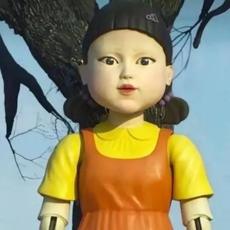 chat with ai character: red light green LG