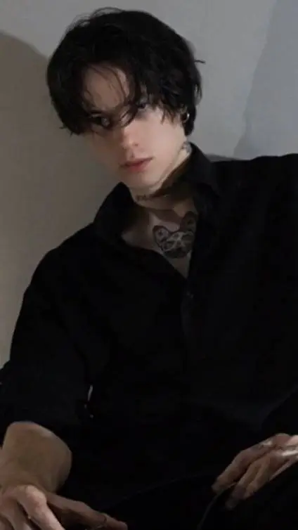 ai character: Alex mi mafioso  background