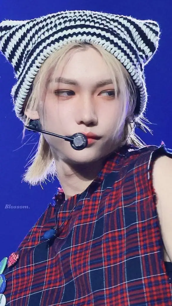 ai character: Felix background