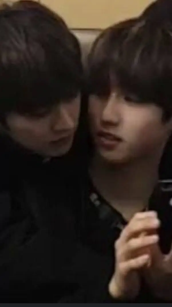 ai character: ~|minsung|~ background