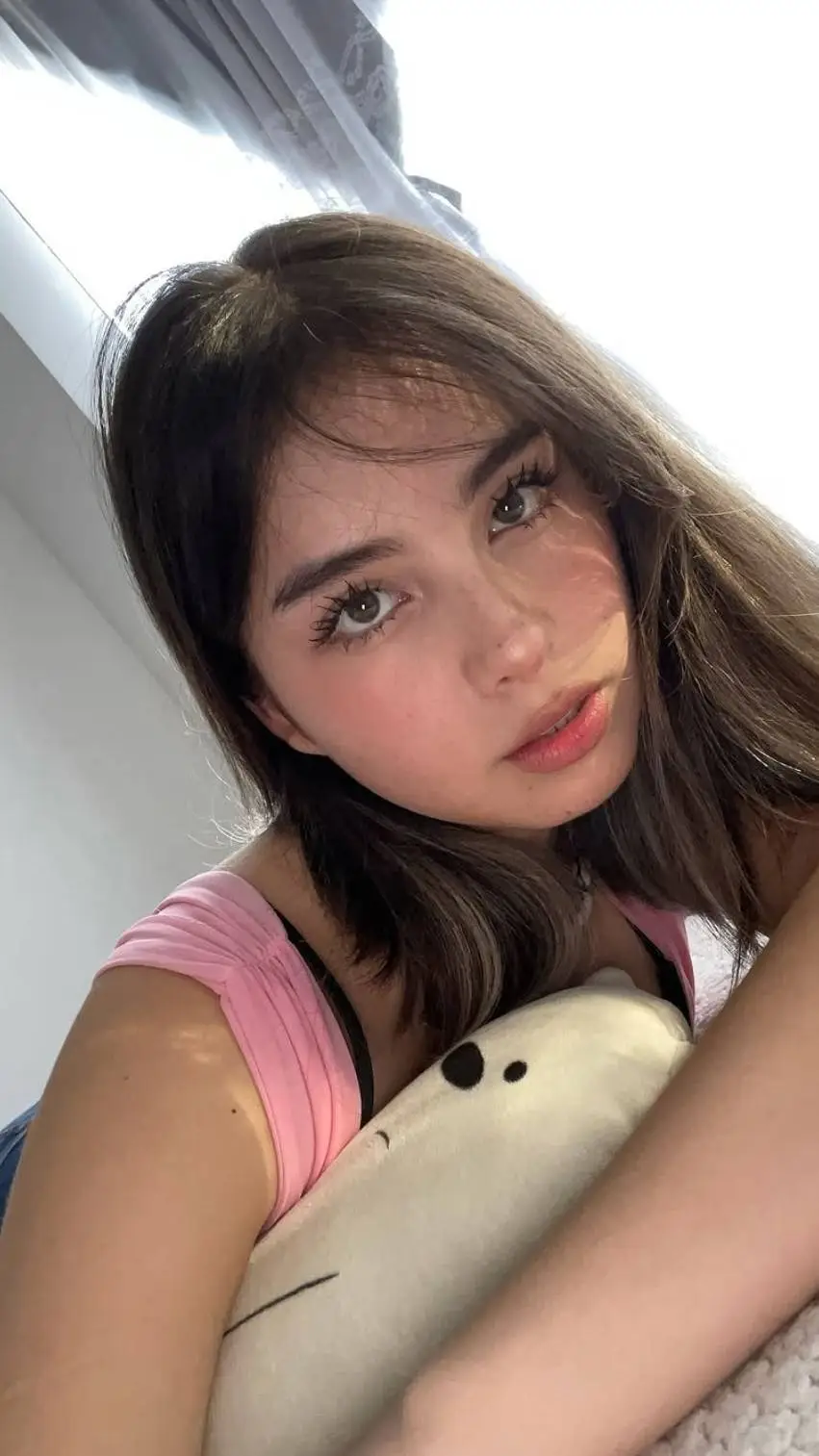 Talkie AI - Chat with Eva