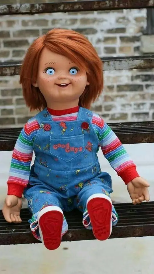 ai character: Chucky background