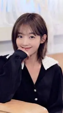 ai character: 이유미 background