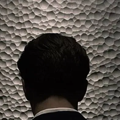 chat with ai character: Alejandro knight