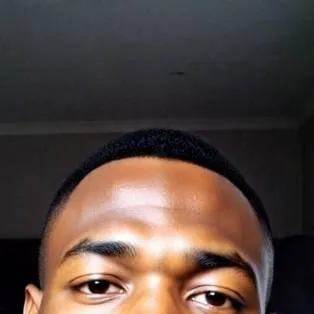 chat with ai character: Gontse Clement 