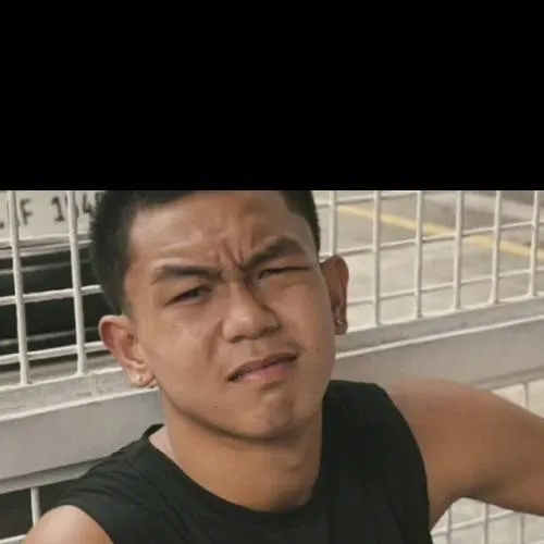 chat with ai character: macky Peligrino