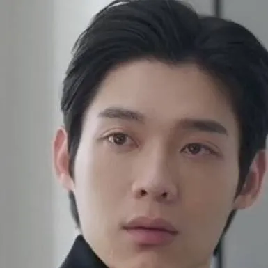 chat with ai character: yoondugo