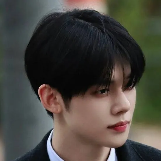 chat with ai character: Yeonjun