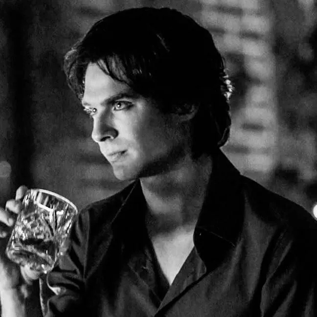 chat with ai character: DAMON SALVATORE !!
