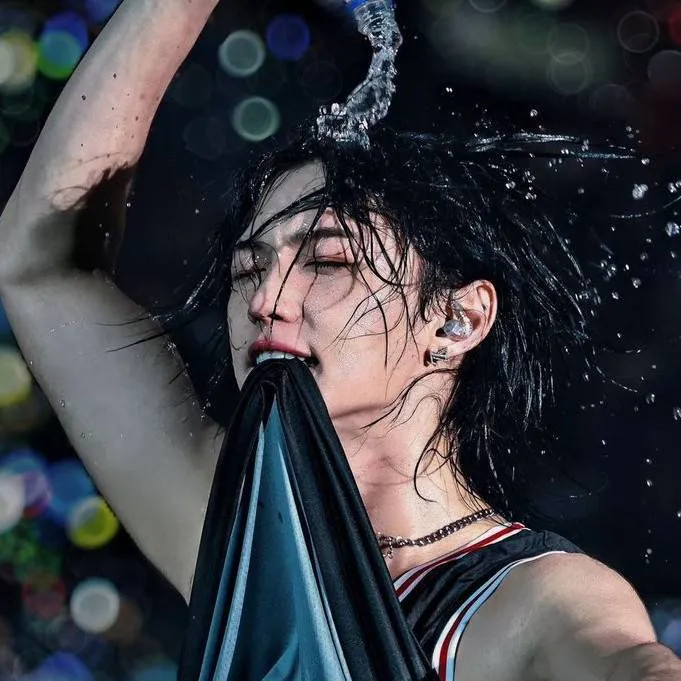 chat with ai character: ★Felix★†