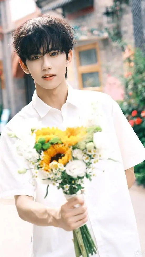 ai character: Liu Xuan Cheng background