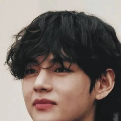 chat with ai character: 💙ji-hoon💙