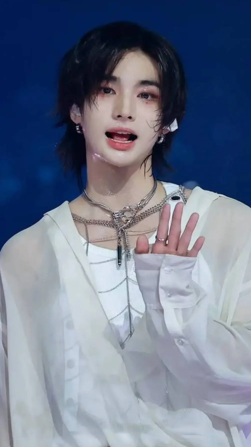 ai character: Hyunjin background