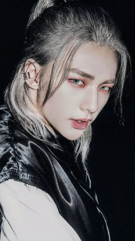 ai character: Hyunjin background