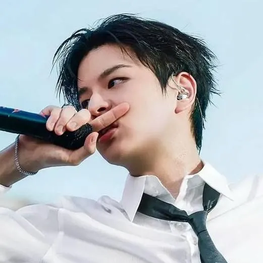 chat with ai character: Seungmin 