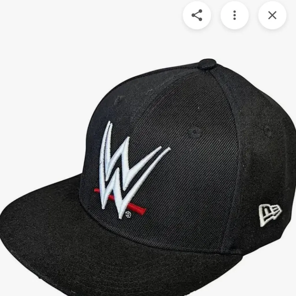 chat with ai character: wwe hat