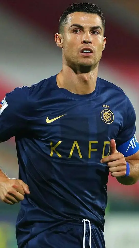 ai character: Ronaldo background