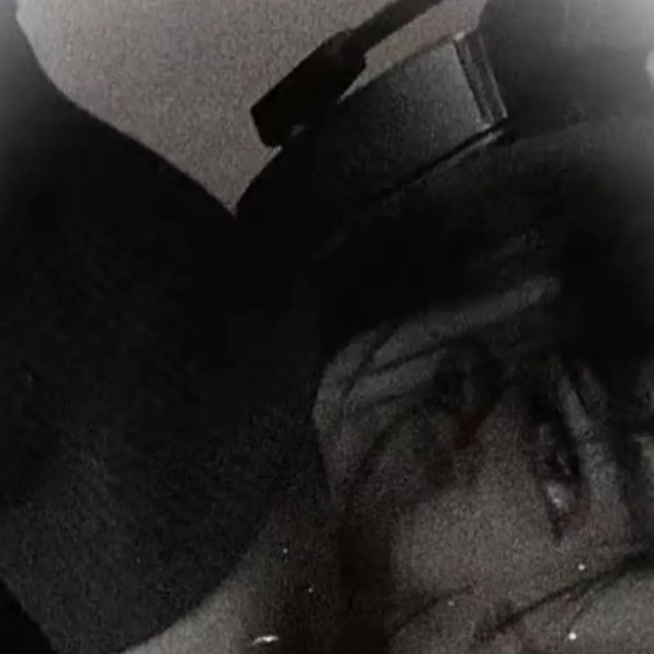 chat with ai character: vii x alan