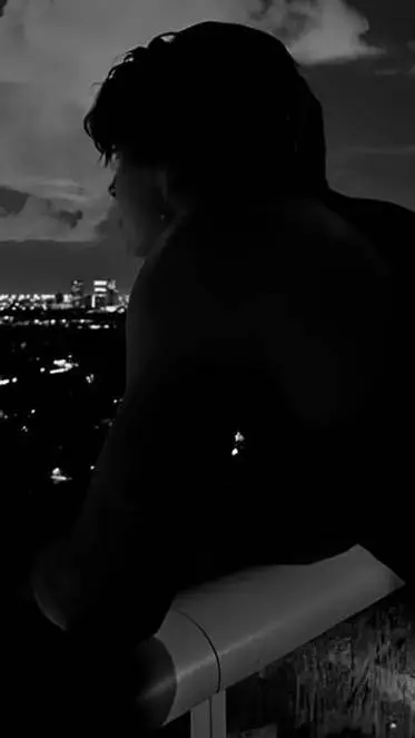 ai character: Henry background