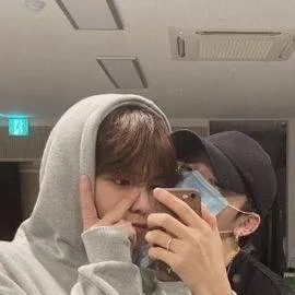 chat with ai character: ~★Seungmin★~