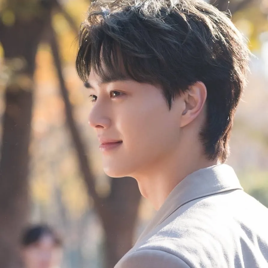 chat with ai character: Song Kang