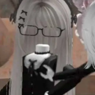 chat with ai character: Yuri