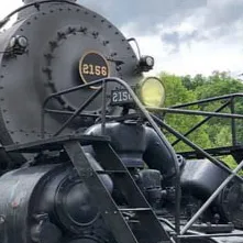 chat with ai character: Evan big fat train