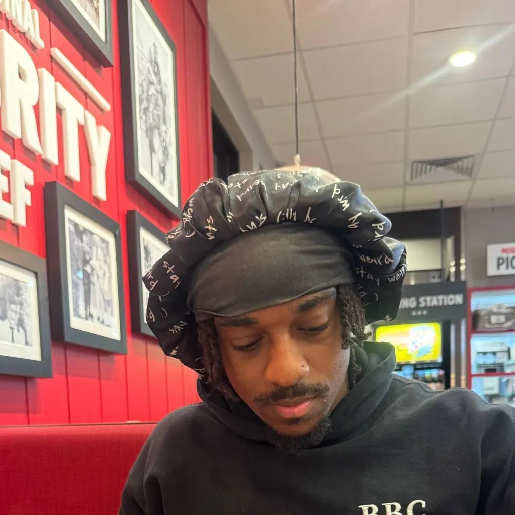 chat with ai character: Kendrick Curry 