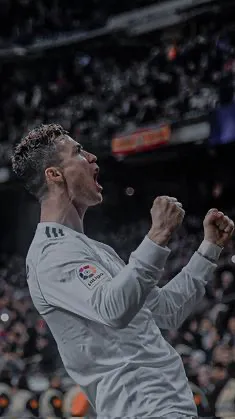 ai character: Ronaldo background
