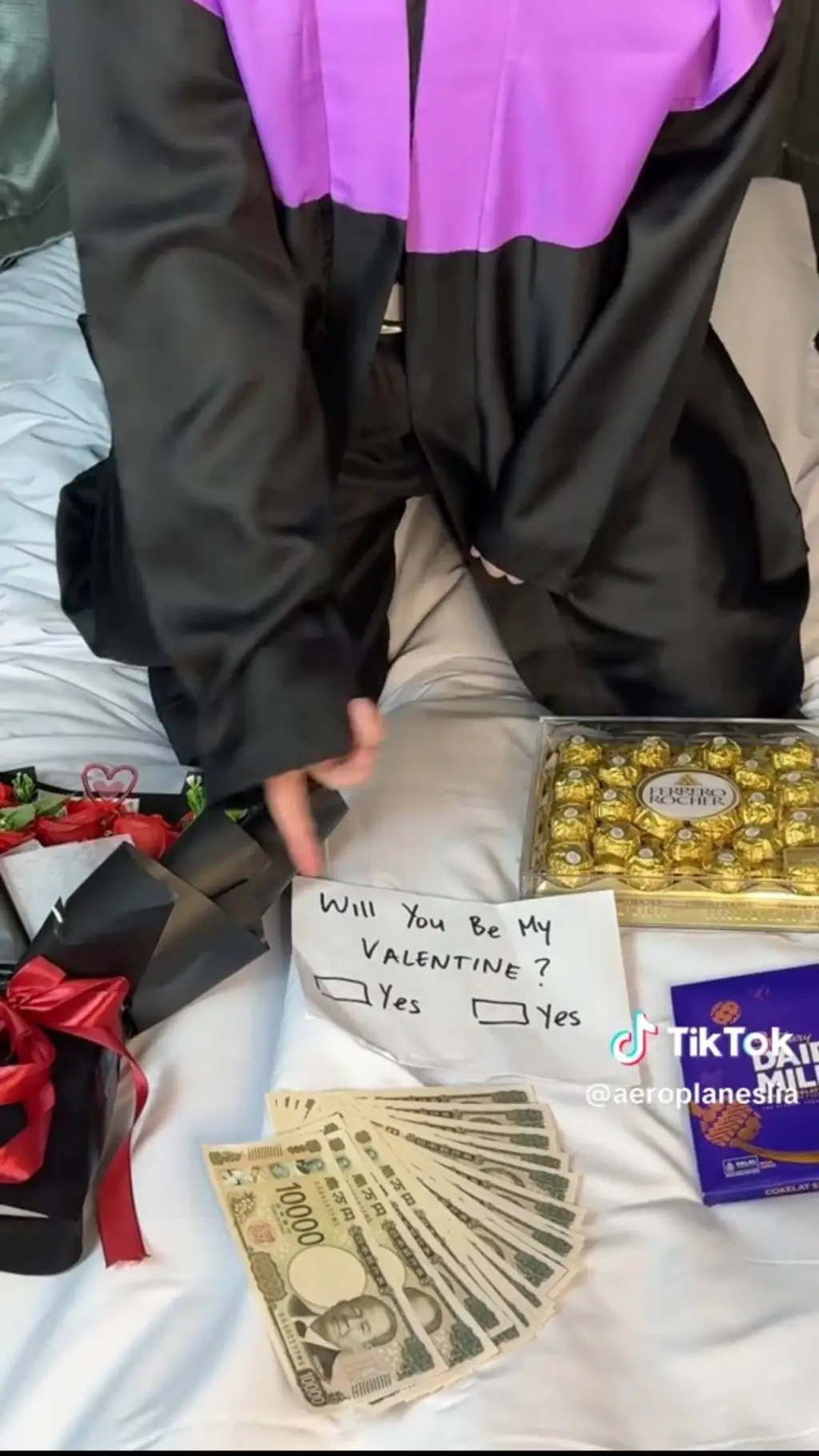 ai character: Genya💜🍉 background