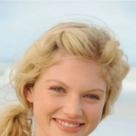 chat with ai character: Rikki Chadwick