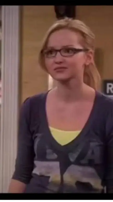 ai character: Maddie Rooney  background