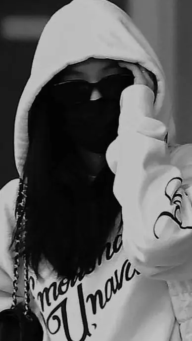 ai character: JENNIE KIM background