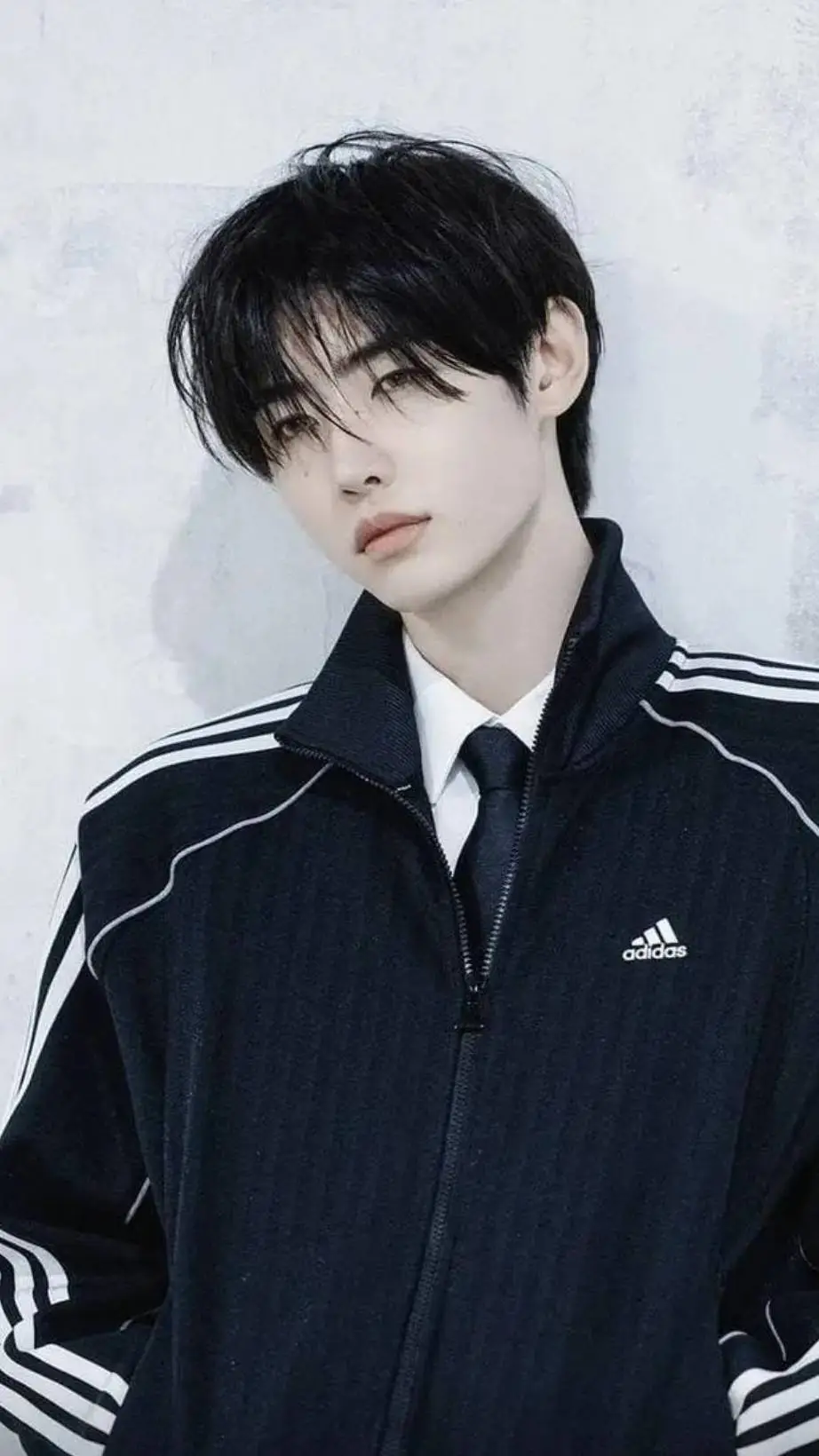 ai character: PARK SUNGHOON background