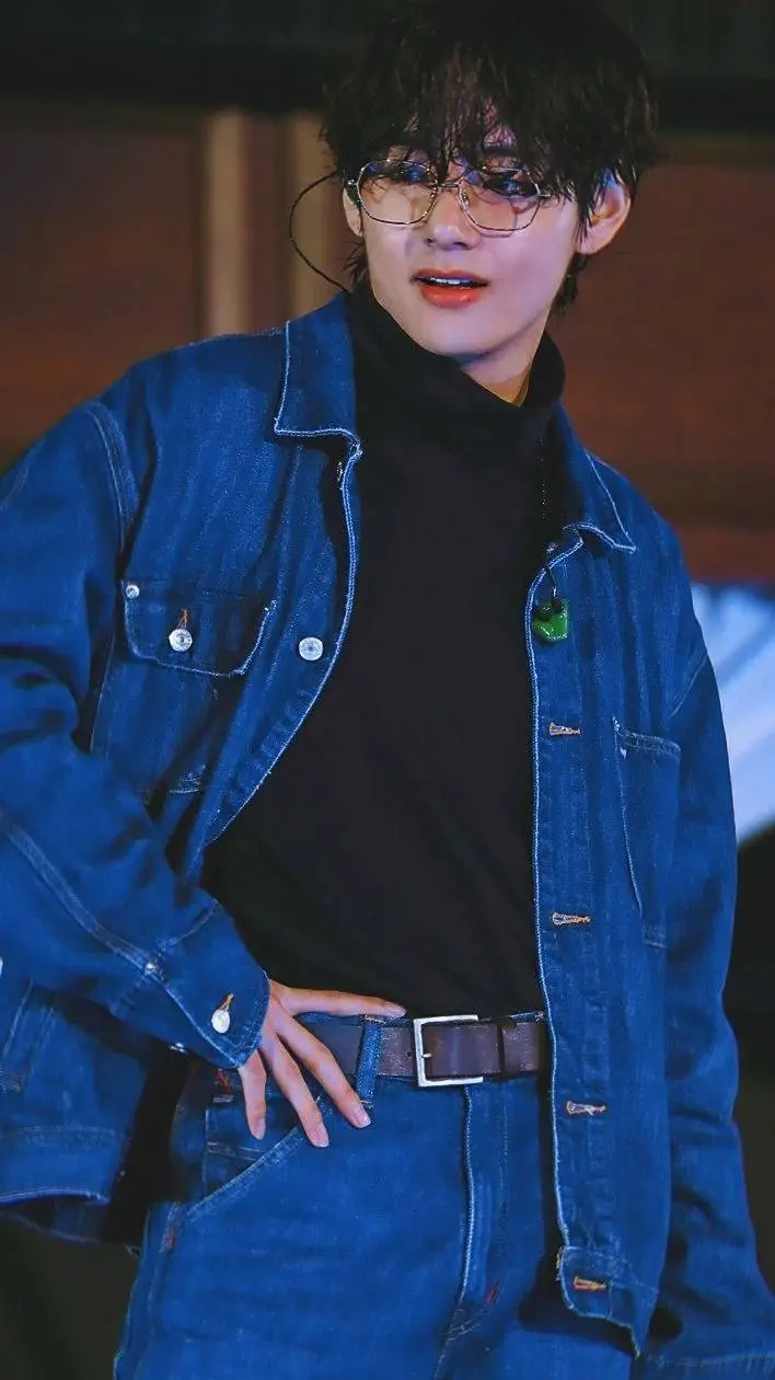 ai character: Taehyung - Secret background