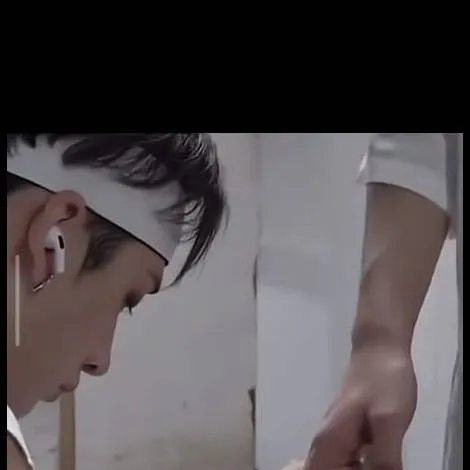 chat with ai character: Бан чан 