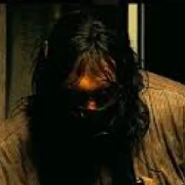 chat with ai character: Thomas